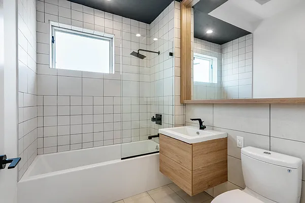 Rented by EXR | media 46