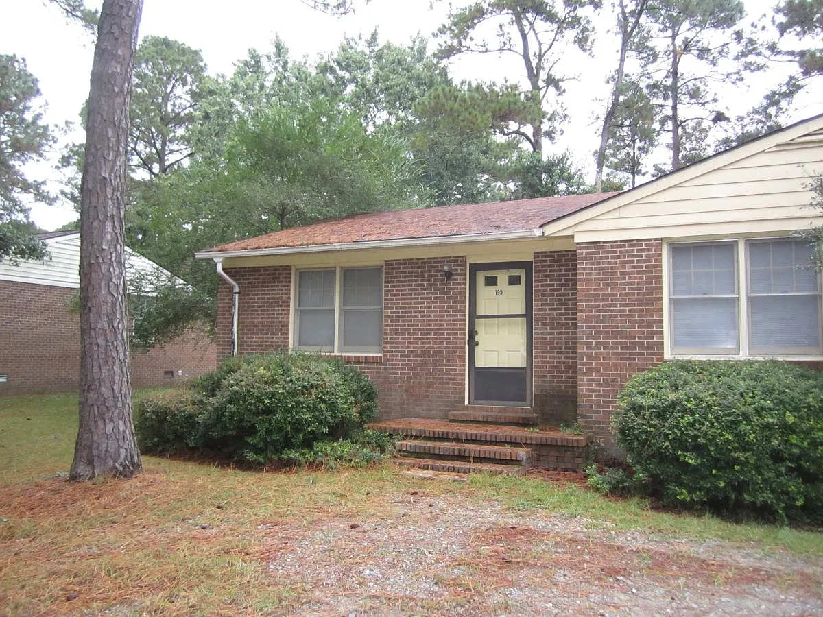 2 bed, $950 — Photo 3