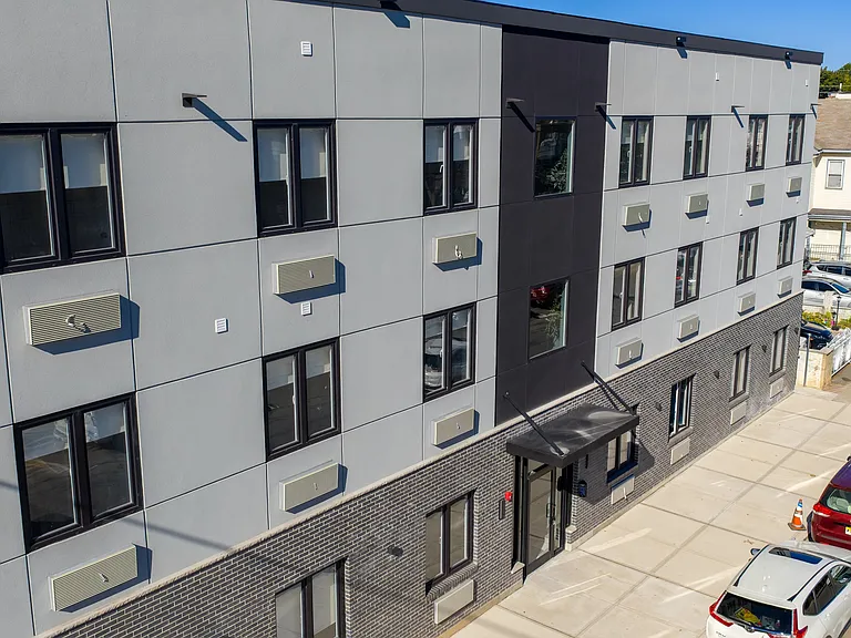 58 Hamilton Ave #101 — Photo 11