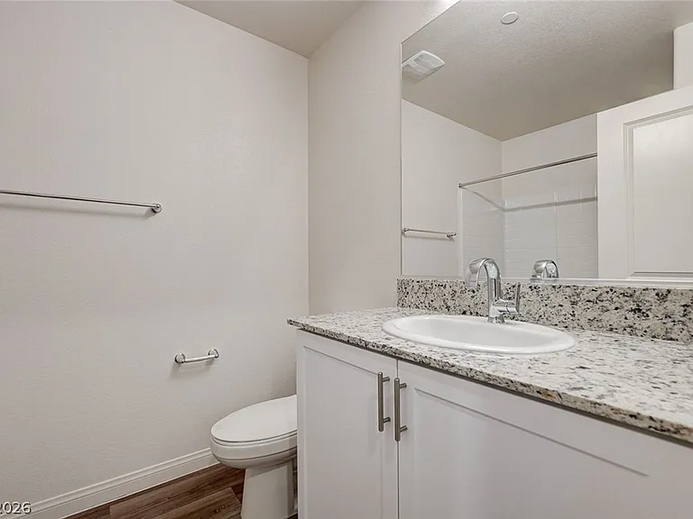 3026 Baltic Green St — Photo 6