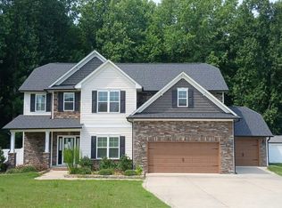 159 Shady Oaks Dr, Benson, NC 27504