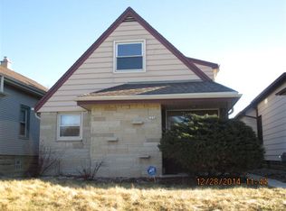 2234 S 57th St, West Allis, WI 53219