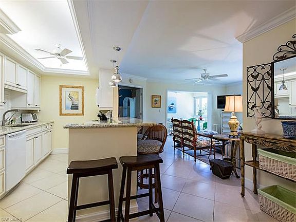 2nd image of 1930 Gulf Shore Blvd N APT C203