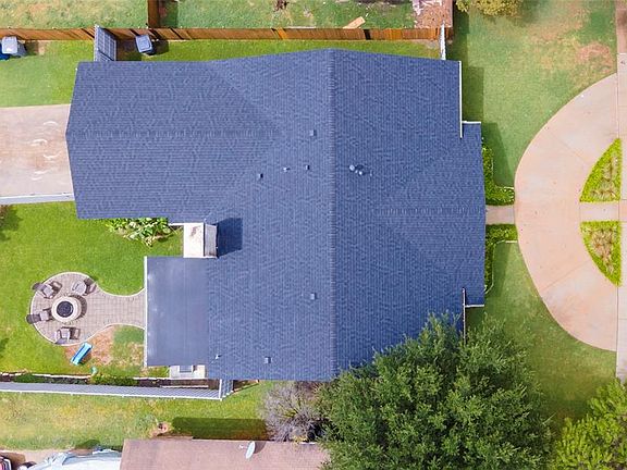4th image of 8614 Baumgarten Dr