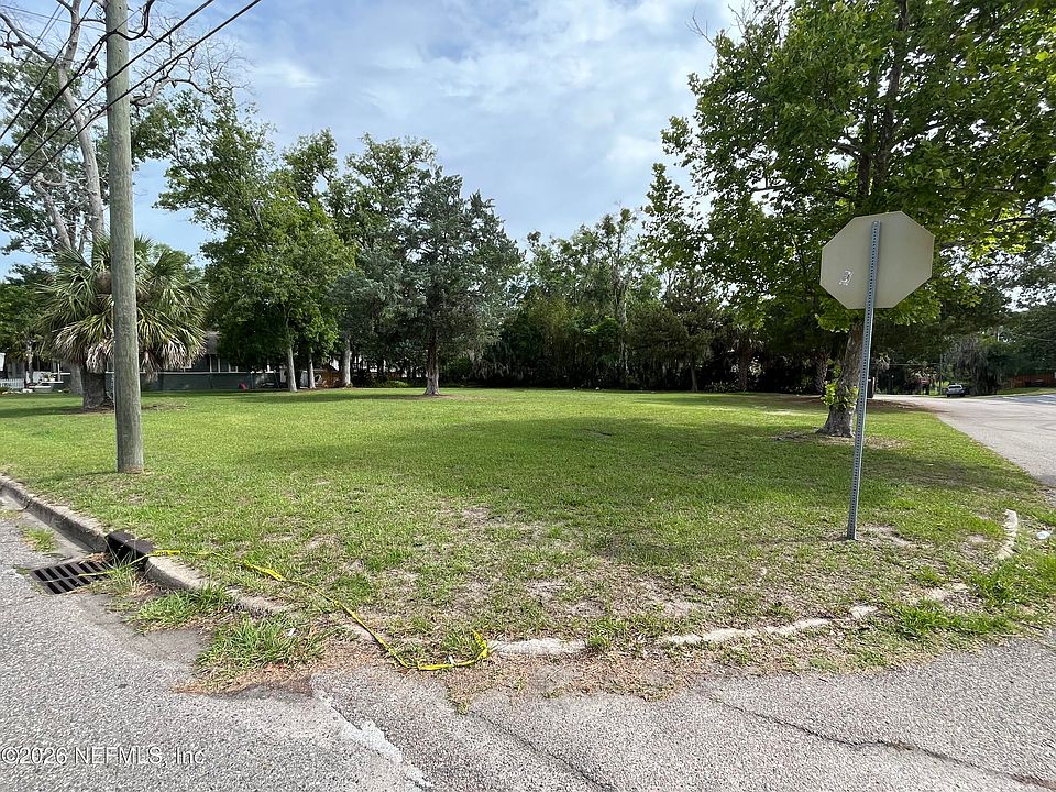 1st image of 1321 MCDUFF Avenue S