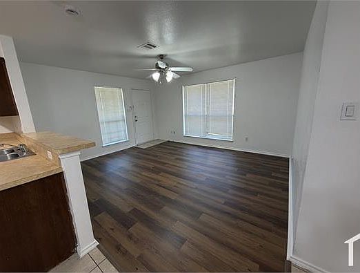 3rd image of 8118 Tanner Ave