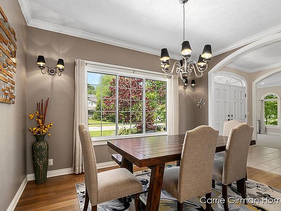 2nd image of 2981 Jamesway Ave