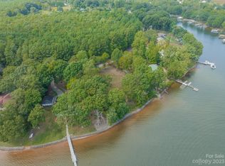 4974 Lynwood Rd, Sherrills Ford, NC 28673