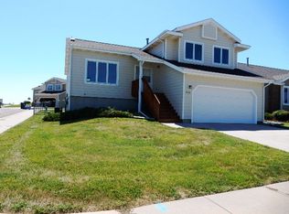 4124 Prairie View Dr, Rapid City, SD 57701