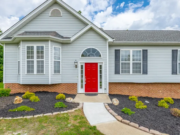 7194 British Rd, Ooltewah, TN 37363