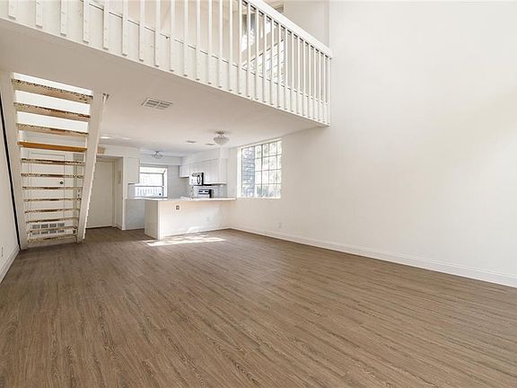 5th image of 25579 Pine Creek Ln