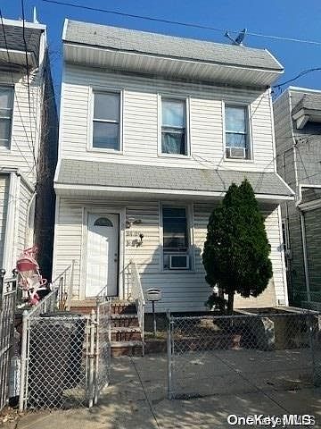 1st image of 84-09 52 Avenue