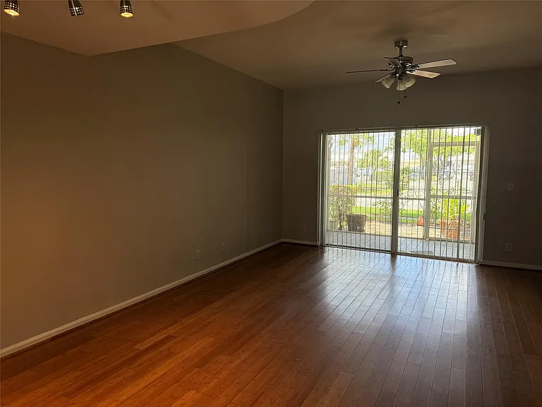 5295 Jamboree Pl — Photo 12
