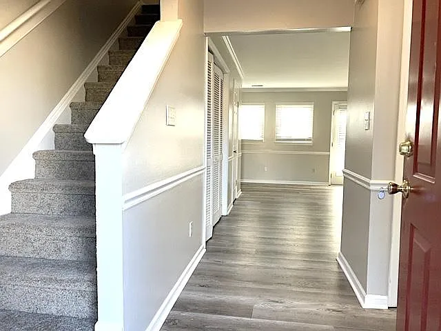 114 Barfleur Pl — Photo 3