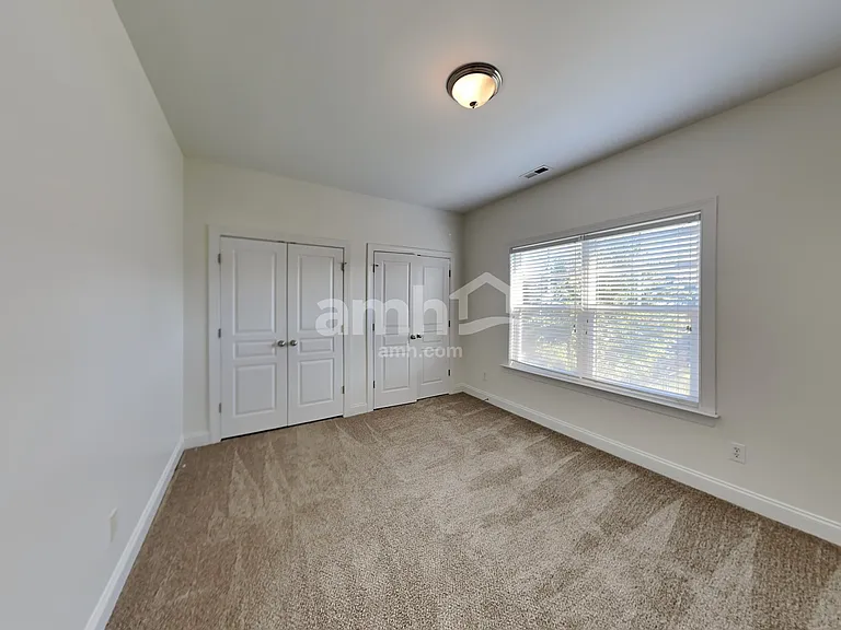 3041 Scottcrest Way — Photo 14