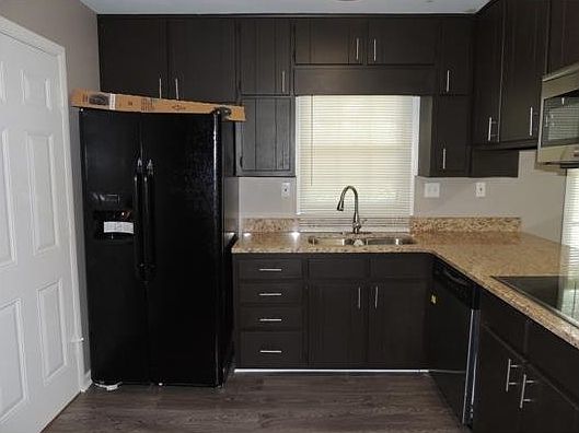 4th image of 3718 Boring Rd