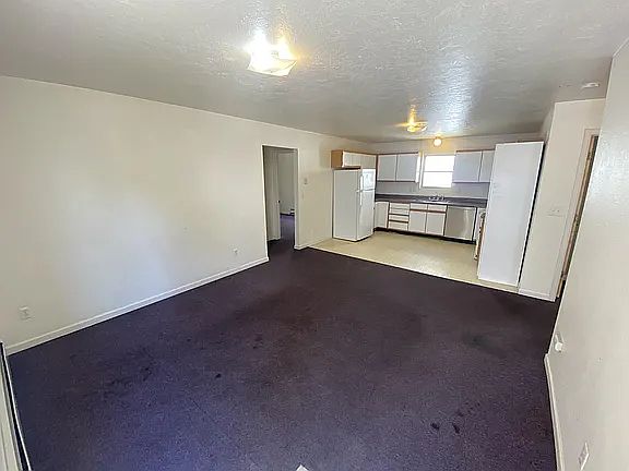 5th image of 2037 9th Ave APT C