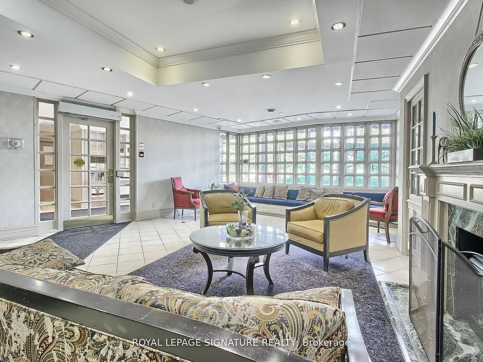 2 bed, $2,600 — Photo 4