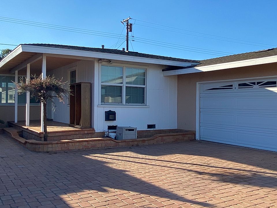 3 Car driveway and detached garage