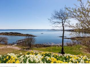 12 Channel View Ln, Bailey Island, ME 04003