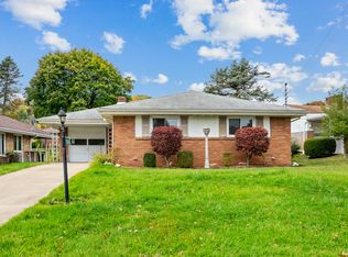 2220 Cypress Dr, White Oak, PA 15131