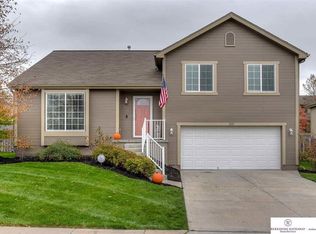 16517 Butler Ave, Omaha, NE 68116