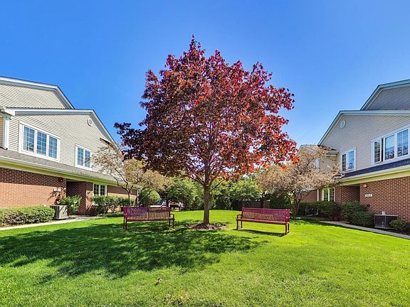4th image of 7404 Lincoln Ave #B