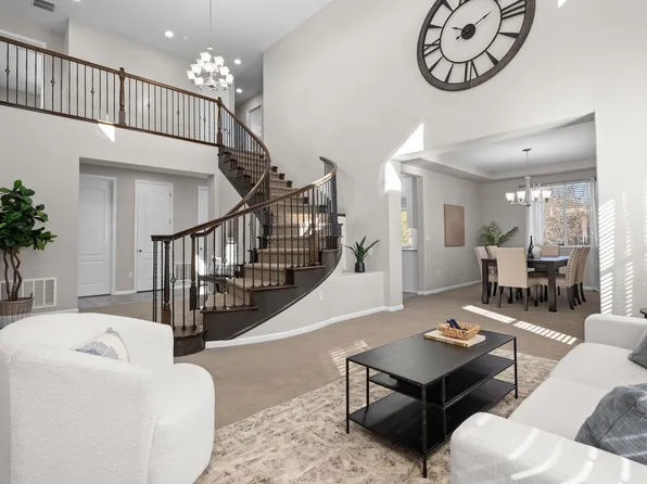 185 Sunbeam Ct, Erie, CO 80516