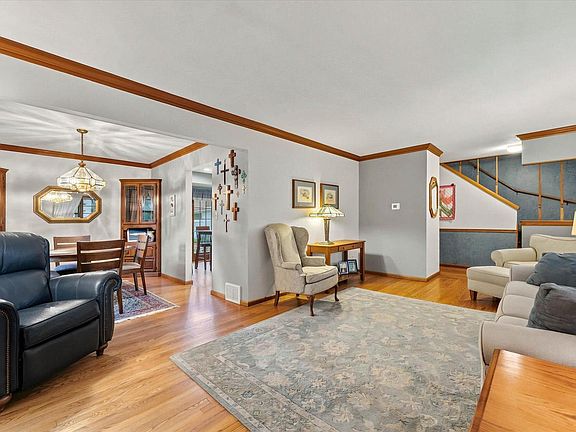 3rd image of W66N394 Kennedy AVENUE