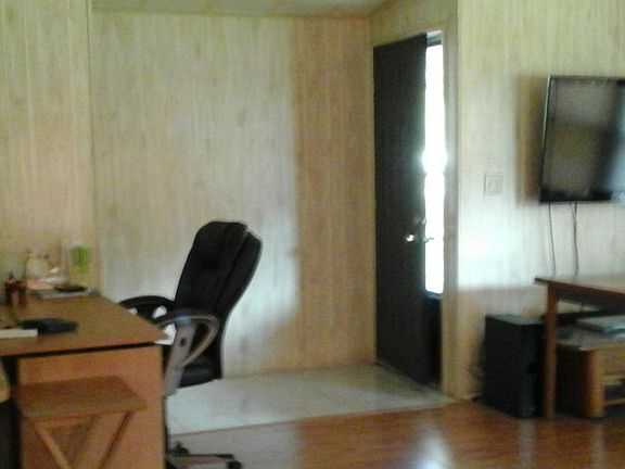 4th image of 7970 SE 126th Pl