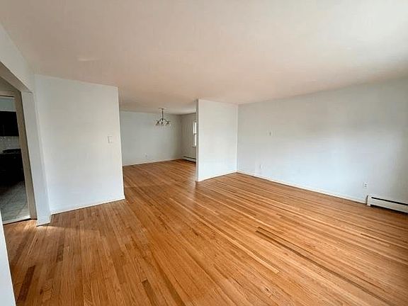 4th image of 517 5th St #2