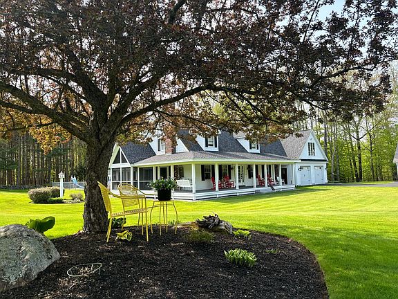 5th image of 121 Waters Hill Road