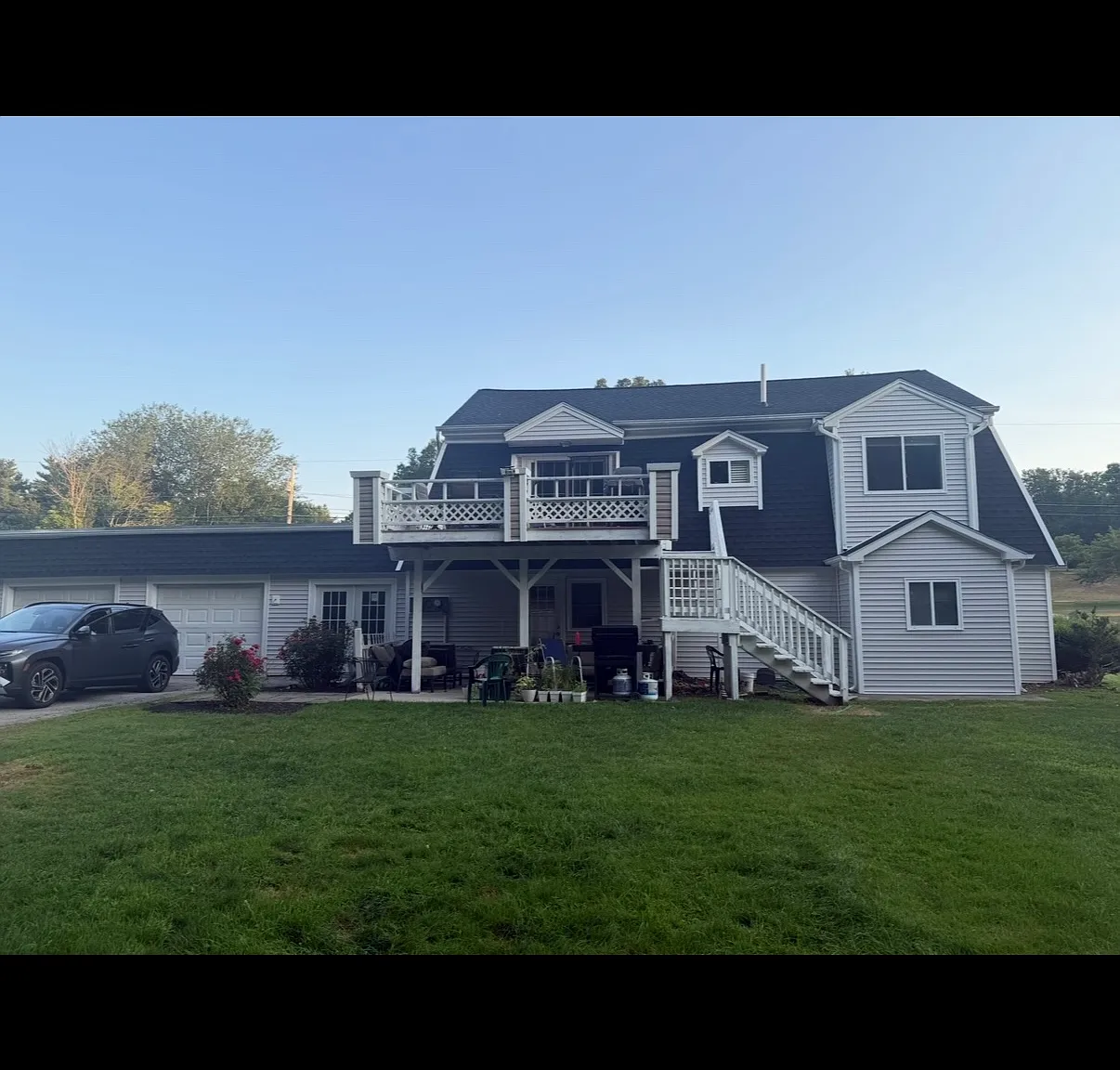 2 Jacob Ave — Photo 1