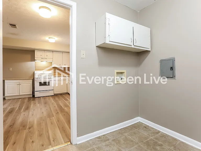 209 Stevenson St — Photo 14