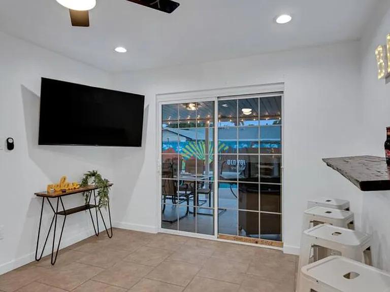 8137 E Amelia Ave — Photo 17