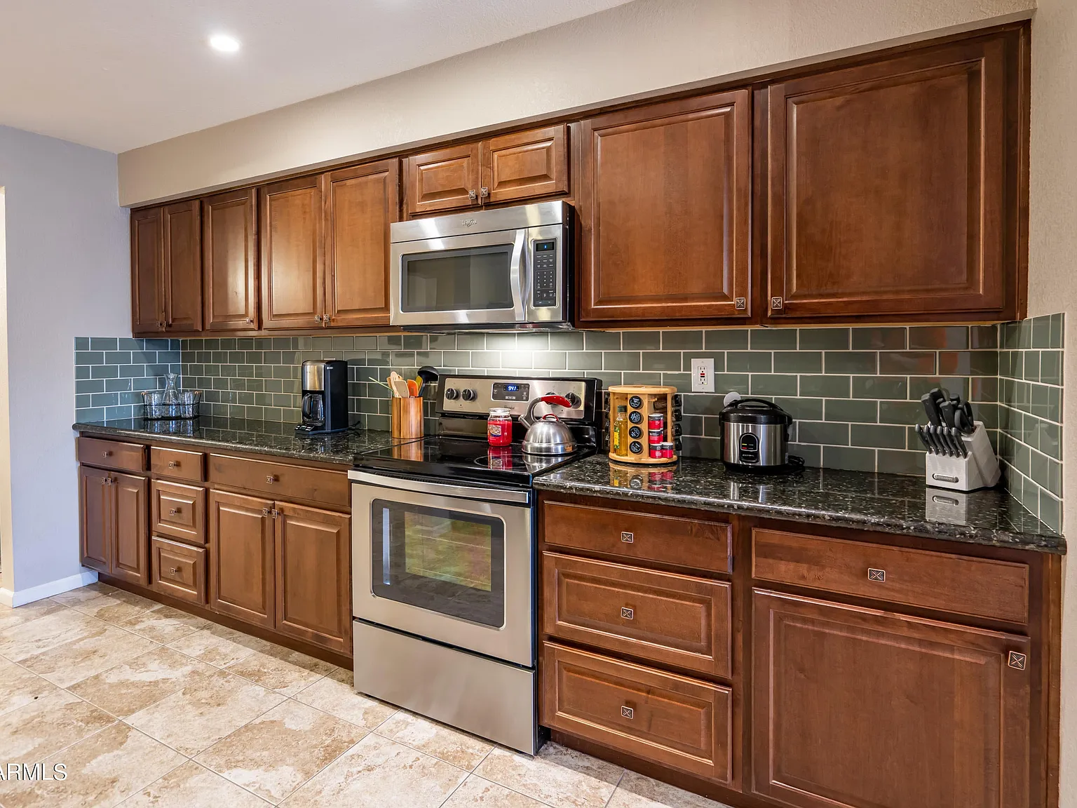 4 bed, 2216 sqft, $3,300 — Photo 3