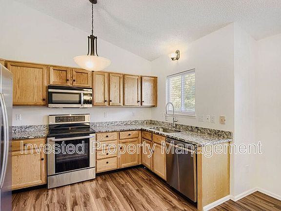 4th image of 19107 E Bellewood Dr