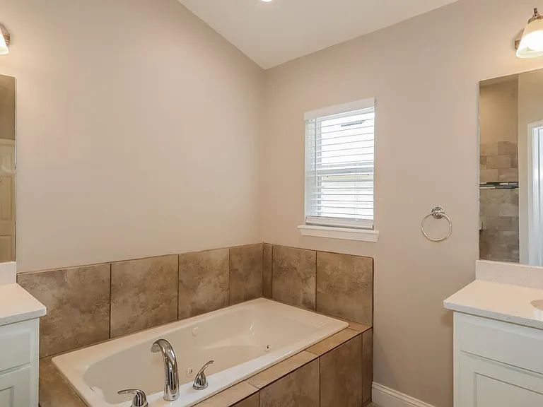 8041 Byrd Landing Ct — Photo 11