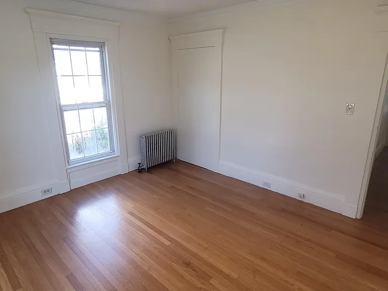 599 Union St #1 — Photo 8