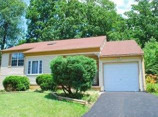 15 Stout Run Ct, Catonsville, MD 21228
