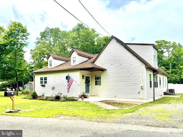 31 Prince St, Chatsworth, NJ 08019
