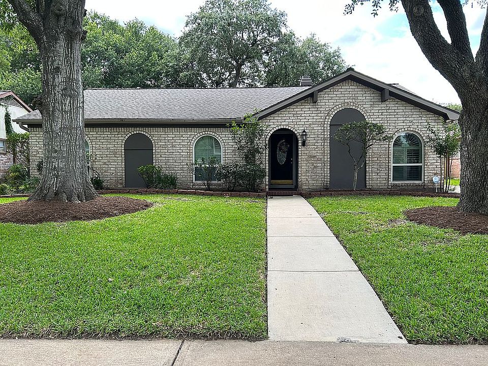 1st image of 12054 Sturdivant St