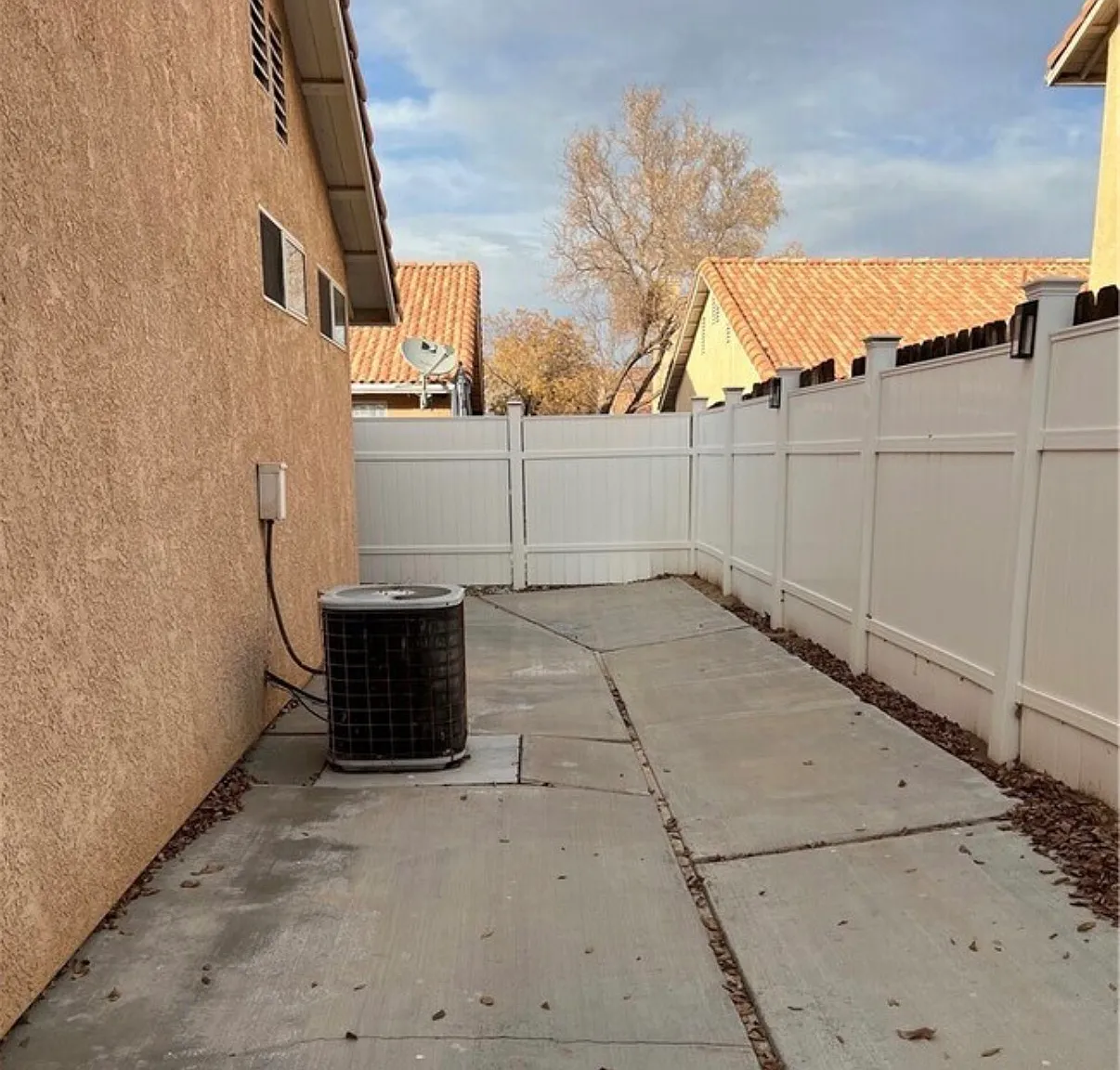 Glenwood Ln, Victorville — Photo 3