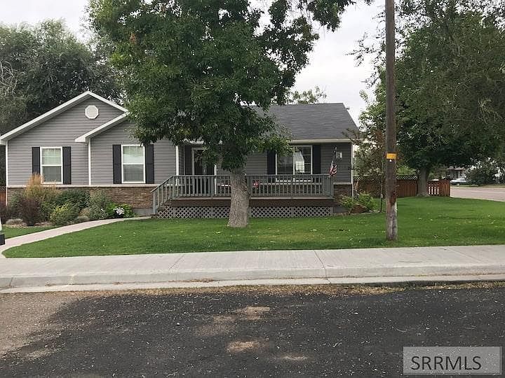 1st image of 608 W 4 N