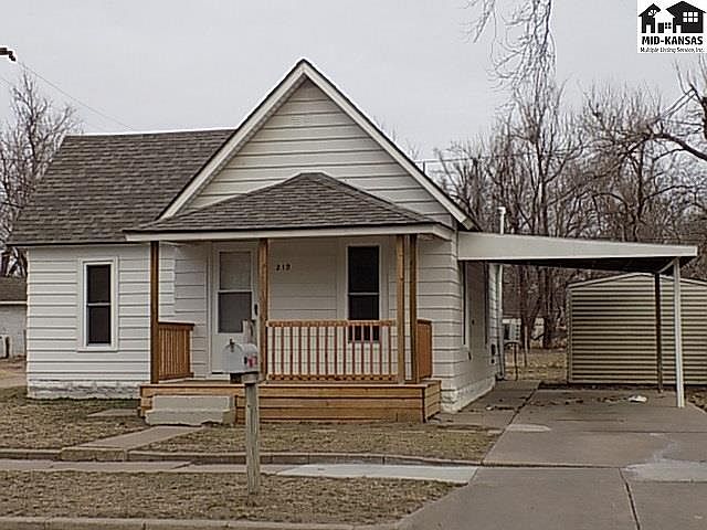 1st image of 210 N Pershing St