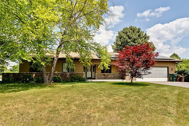 3008 Highland Ct photo 1