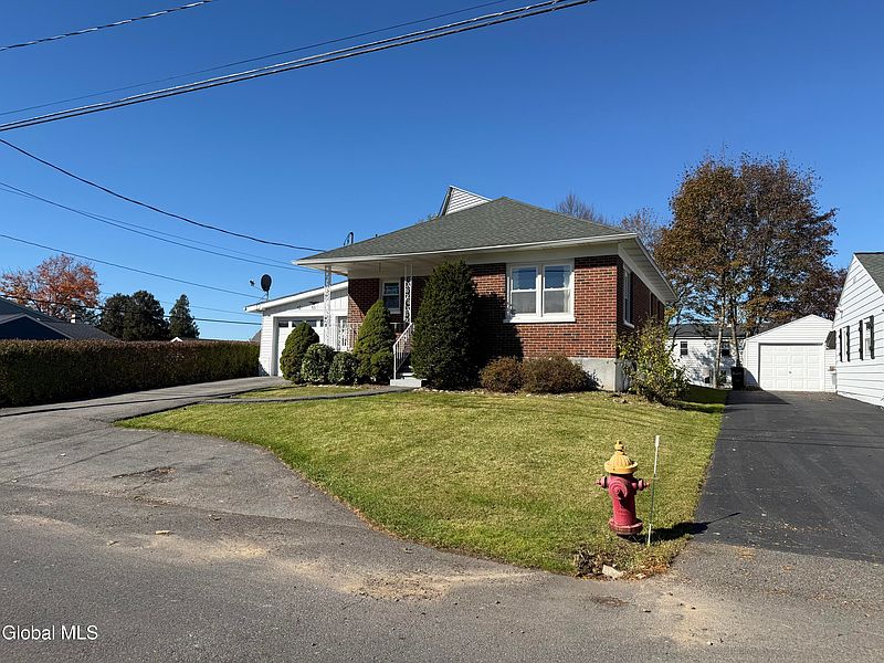 4th image of 38 Chapel Place
