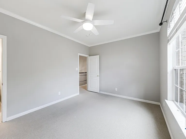 5619 Travis Dr — Photo 23