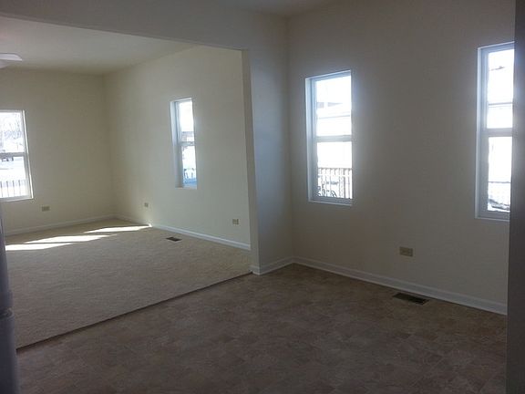 3rd image of 410 N Franklin St