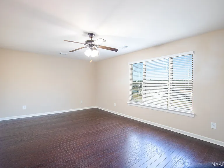 9212 Concord Park Dr — Photo 19